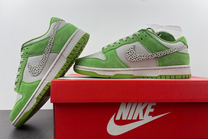 Dunk Low "Safari Swoosh"  DR0156-300
