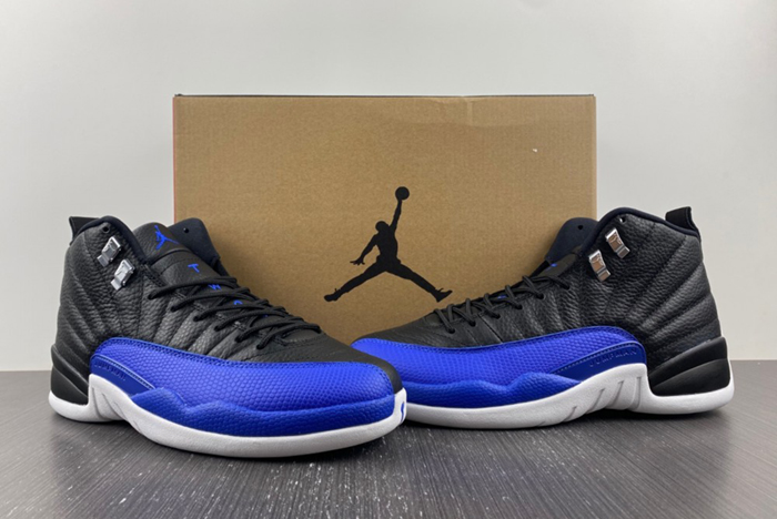 NIKE AIR JORDAN 12  AO6068-004