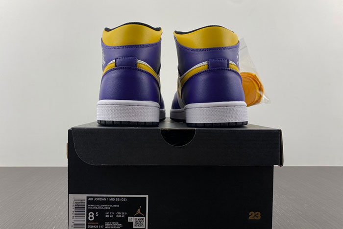 Air Jordan 1 Mid  DQ8426-517