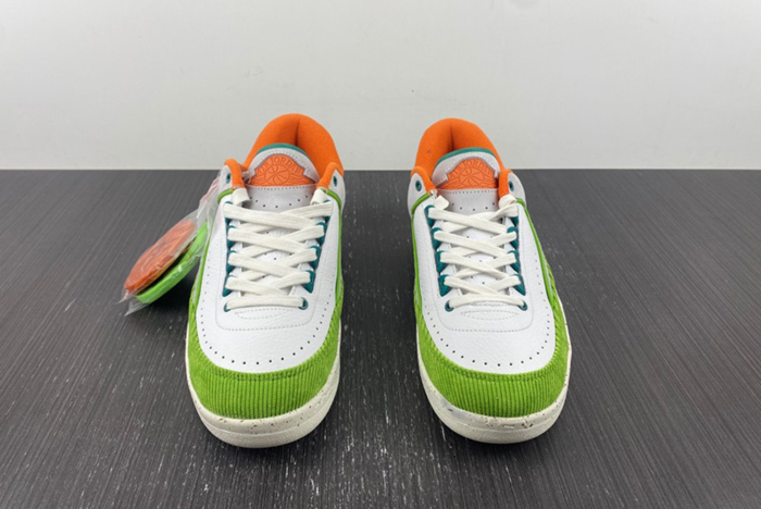 AJ2 Low x Titan DV6206-183