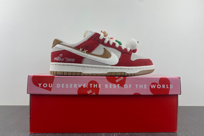 Nike Dunk Low se 85 DO9457-112