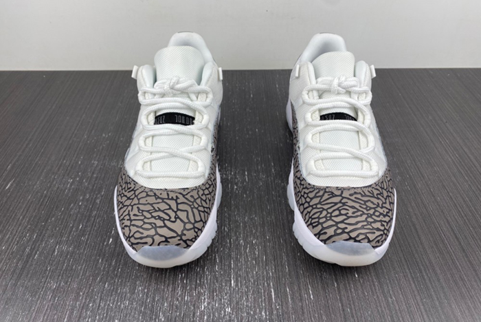 Air Jordan 11 Low WMNS “Yellow Snakeskin”  AV2187 140