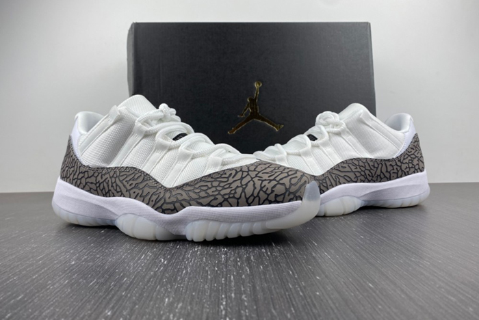 Air Jordan 11 Low WMNS “Yellow Snakeskin”  AV2187 140