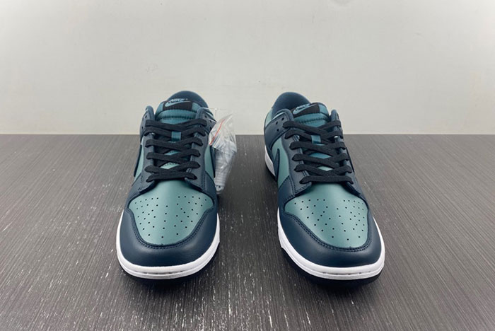 Nike Dunk Low Retro Armory Navy  DR9705-300