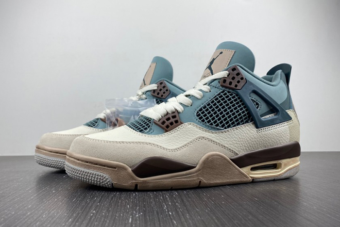 Air Jordan 4 KNCW