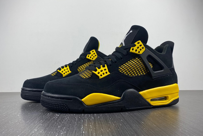 Jordan 4 Retro Thunder 308497-008