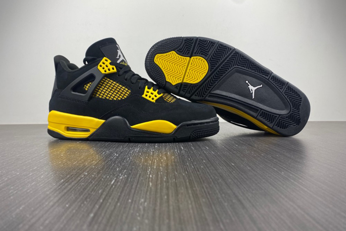 Jordan 4 Retro Thunder 308497-008