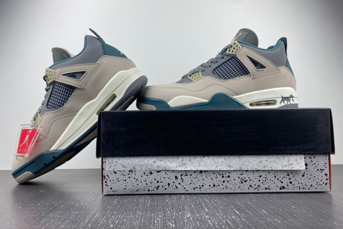Air Jordan 4 SECRAFT DV3742-021 大象灰色