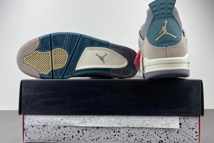 Air Jordan 4 SECRAFT DV3742-021 大象灰色