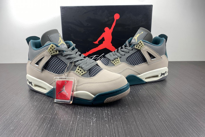 Air Jordan 4 SECRAFT DV3742-021 大象灰色