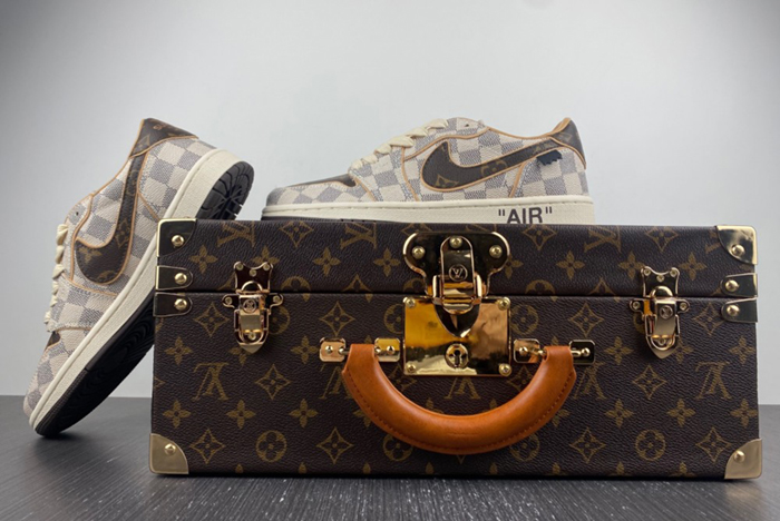 Nike Air Force 1 LV Low