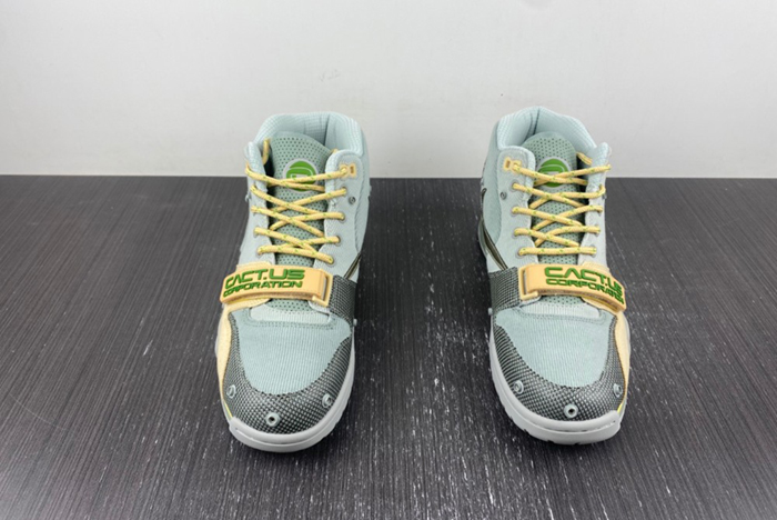 Travis Scott x Nike Air Trainer 1 DR7515-001