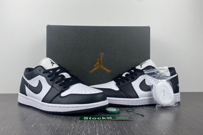 Air Jordan 1 Low “Panda” DC0774-101