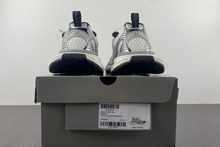 Ba*len*cia*ga -phantom sneaker w1rb5 2801