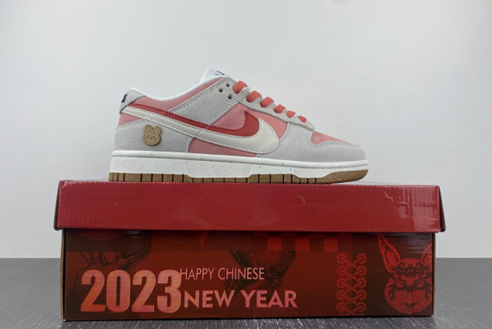 Nike Dunk Low SE DO9457-110