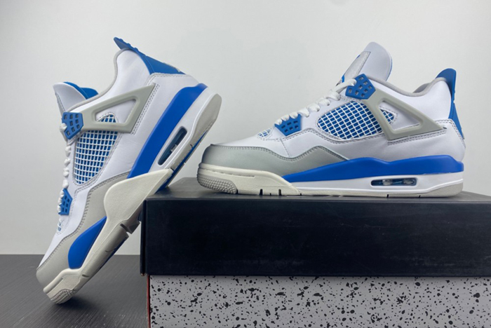 AJ4 AIR JORDAN 4 OG “MILITARY BLUE” 308497-105