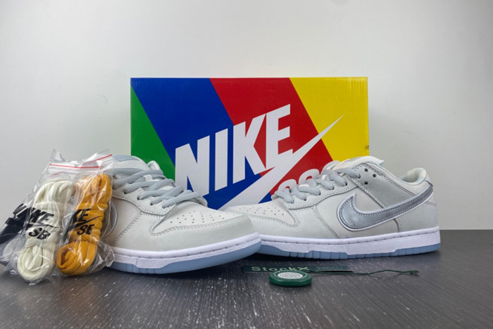 Concepts x Nike SB Dunk Low “White Lobster” FD8776-100
