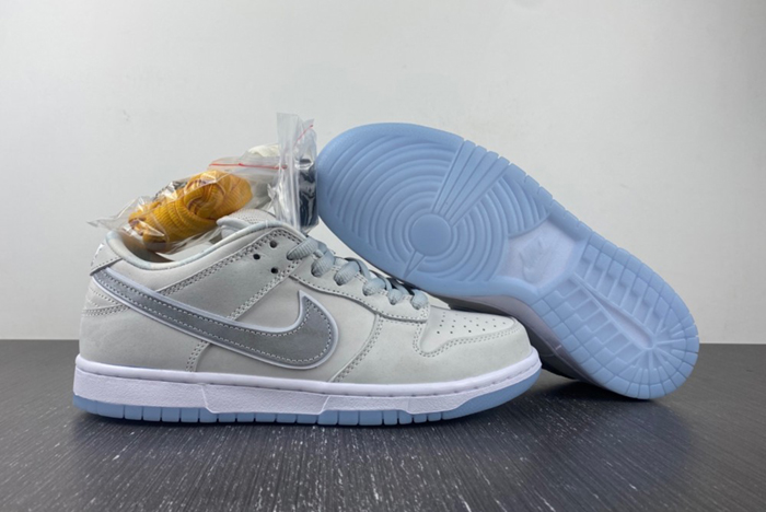 Concepts x Nike SB Dunk Low “White Lobster” FD8776-100