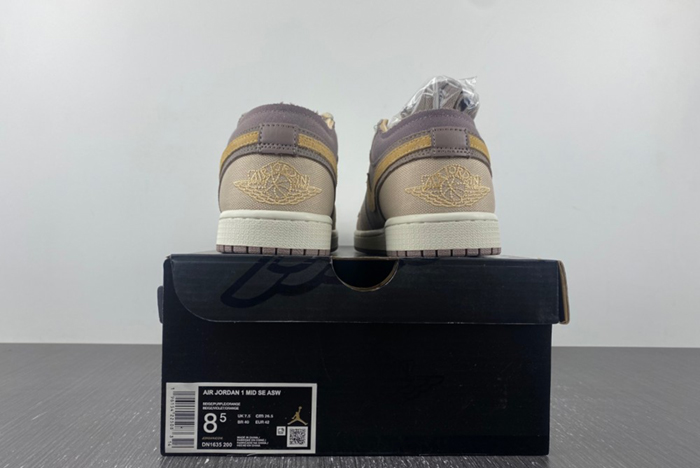 （NIKE）Air Jordan 1 Low SE Craft  DN1635-200