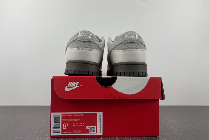 Dunk Low Ironstone FD9746-001