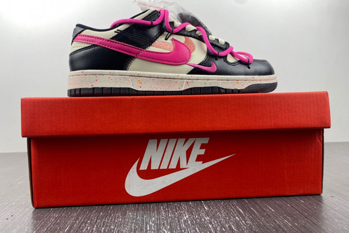 （Nike）Dunk Low Multi  FD4623 131
