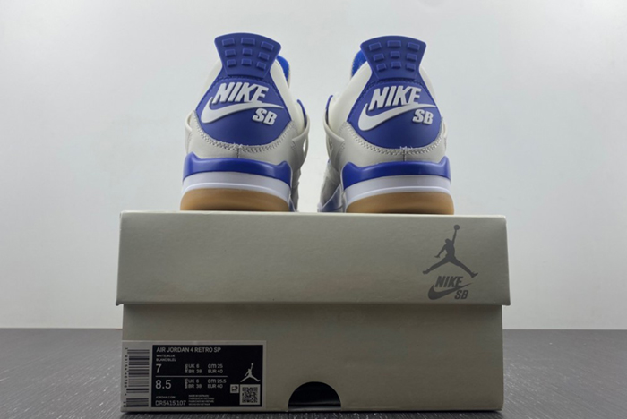 Nike SB x Air Jordan 4 ‘Pine Green’ DR5415-107