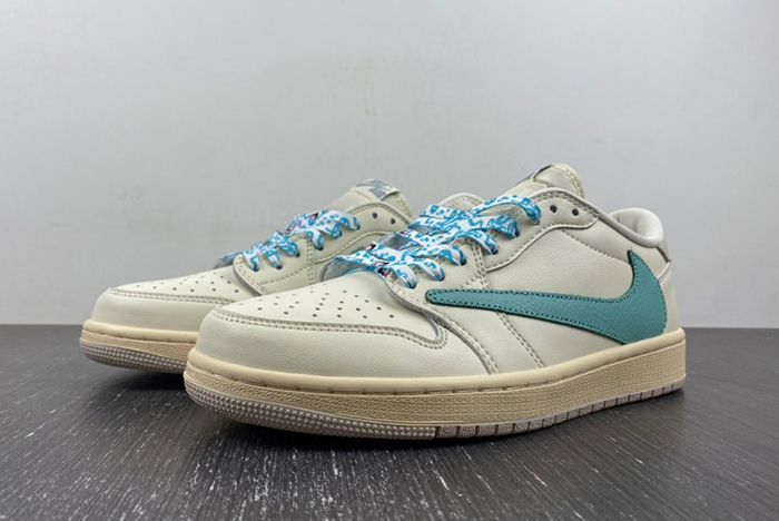Travis Scott x Air Jordan 1 Low  DM7866-102
