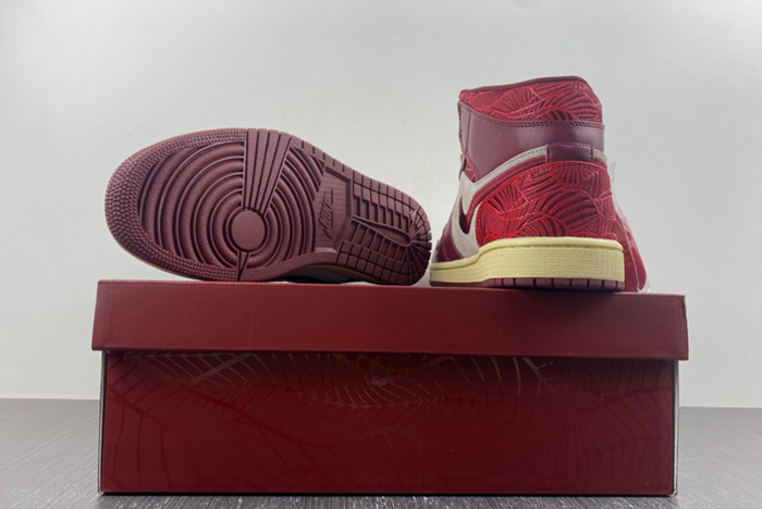 Air Jordan 1 Mid DZ2820-601