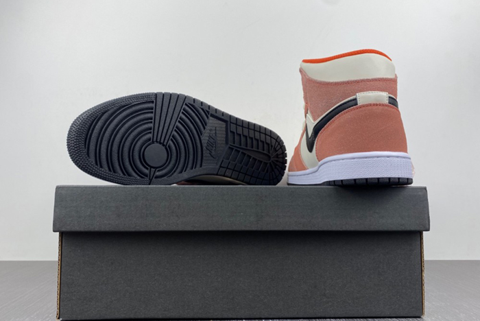 Air Jordan 1 Mid GS “Orange Suede” DV1336-800