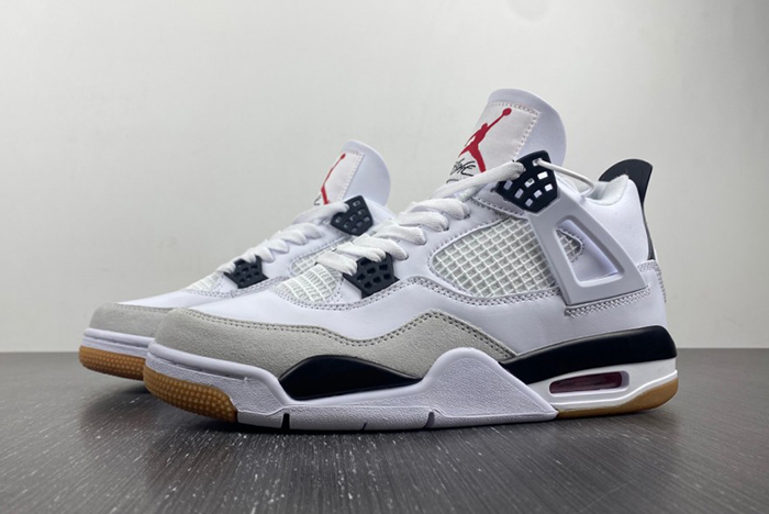 Nike SB x Air Jordan 4  DR5415-100