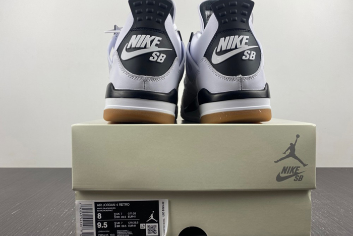 Nike SB x Air Jordan 4  DR5415-100