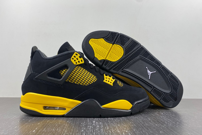 Air Jordan 4  DH6927-017
