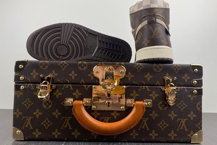 OFF-WHITE x Air Jordan 1 LV-3