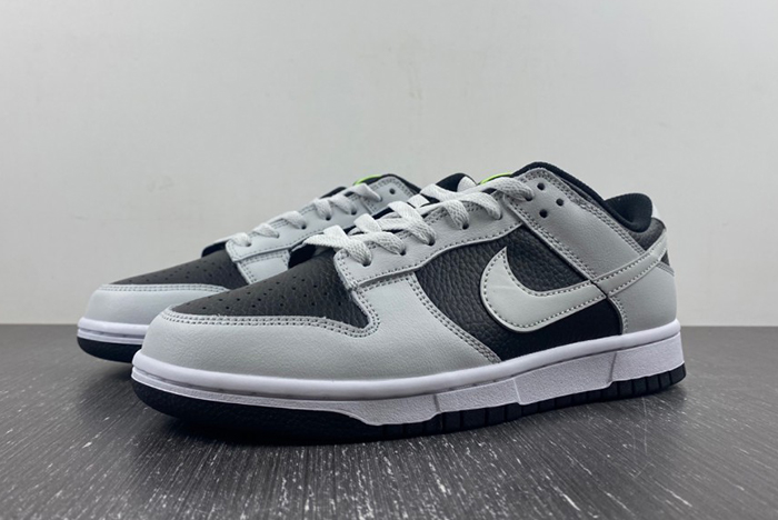Nike Dunk Low “Reverse Panda” FD9756-001