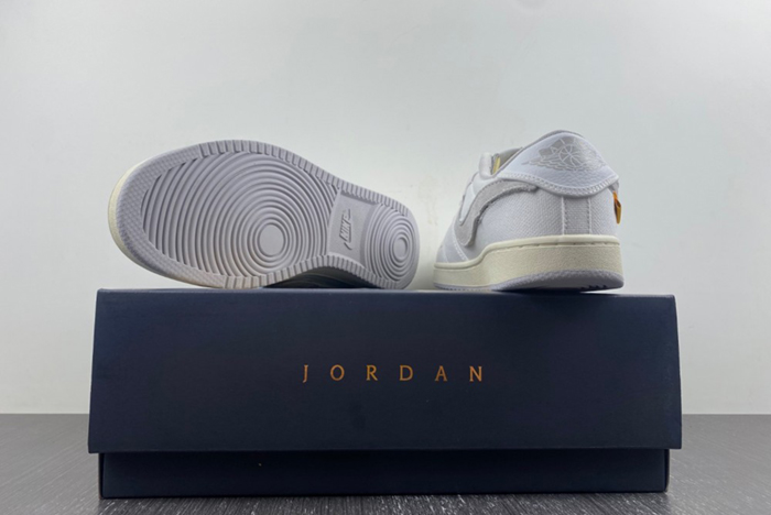 Union x AJKO 1 Low DO8912-101