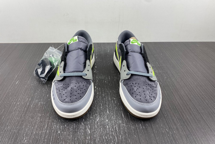 Air Jordan 1 Retro Low  CZ0790-043