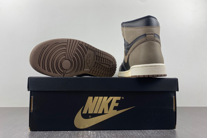 Air Jordan 1 High OG “Palomino” Travis Scott + DZ5485-020