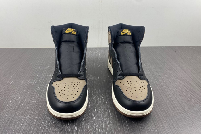 Air Jordan 1 High OG “Palomino” Travis Scott + DZ5485-020