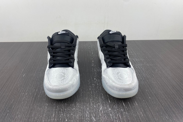 CLOT x fragment x Nike Dunk Low FN0315-110