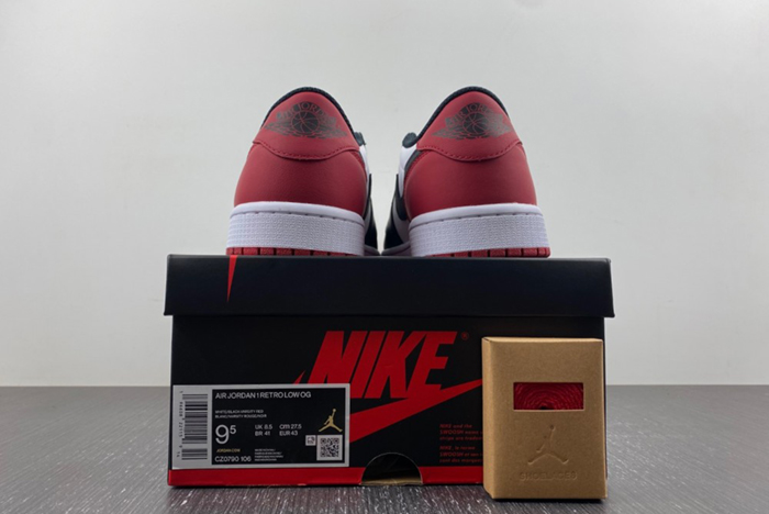 Air Jordan 1 Low OG “Black Toe” CZ0790-106