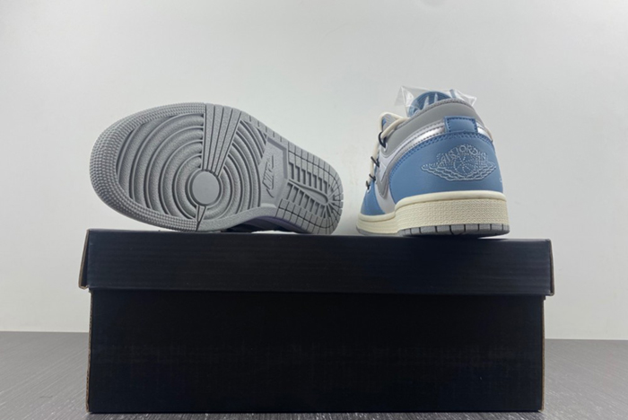 AIR JOR 1 LOW  553558-053