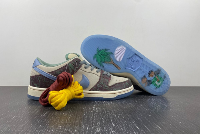 Crenshaw Skate Club x Nike SB Dunk Low CSC FN4193-100