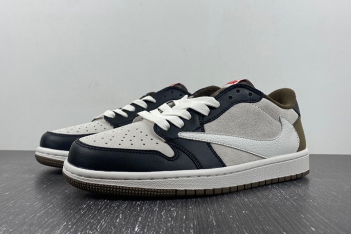 Travis Scott x Air Jordan 1 Low DM7866-902