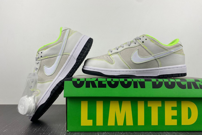 Dunk Low Oregon PE “Ducks of a Feather” FQ7260-001