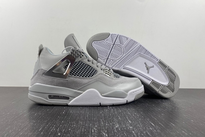 Air Jordan 4 WMNS “Frozen Moments” AQ9129-001