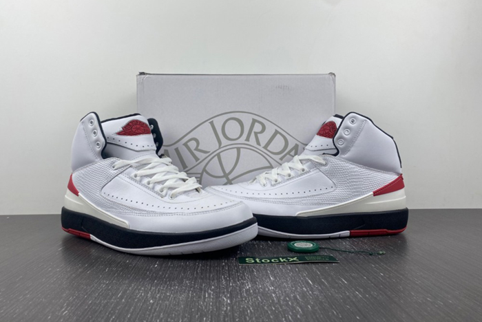 Air Jordan 2 OG “Chicago” DX2454-106