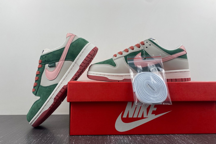 Nike Dunk Low “All Petals United” FN8923-061