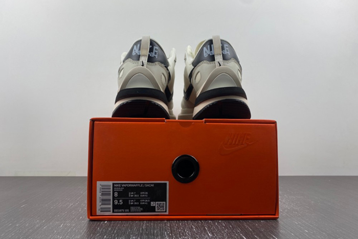 Sacai x VaporWaffle “Tour Yellow ” DD1875-101