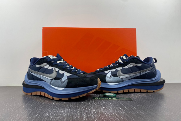 Sacai x VaporWaffle “Tour Yellow ” DD1875-700