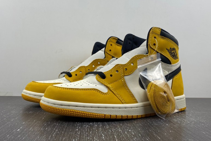 Air Jordan 1 High OG “Yellow Ochre” DZ5485-701